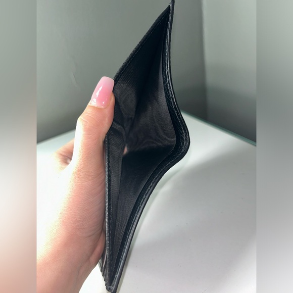 Gucci Jumbo GG bifold wallet brand new with COA - Picture 9 of 12